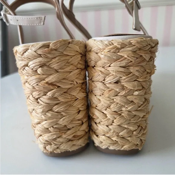 Chic Blush/Cream Espadrille Wedges, Size 8.5 Women’s NWT - Picture 7 of 8